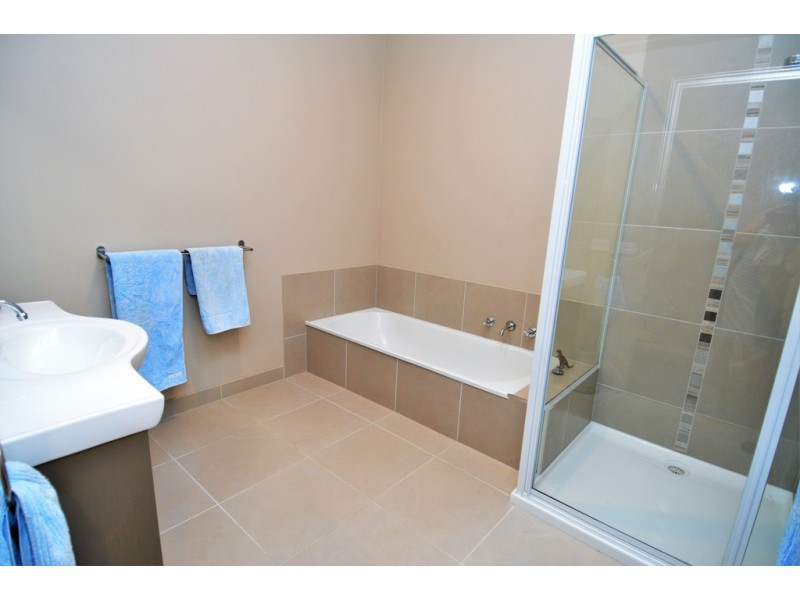 8 McKinlay Street, Echuca VIC 3564