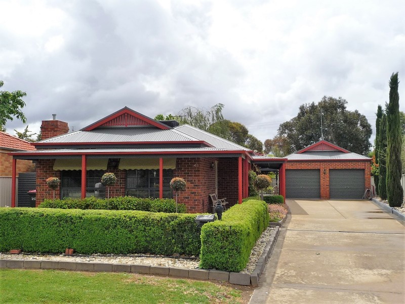 48 Lawson Drive, Moama NSW 2731