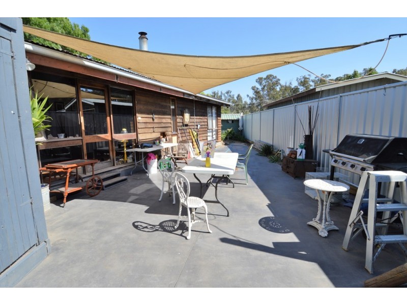 34 Hansen Street, Echuca VIC 3564