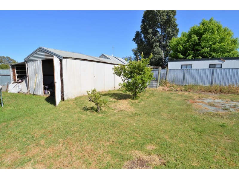 34 Hansen Street, Echuca VIC 3564
