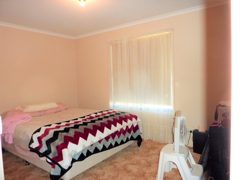 3 24 Premier Street, Echuca VIC 3564