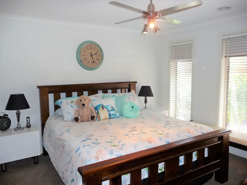 24 Lynch Dr, Echuca VIC 3564