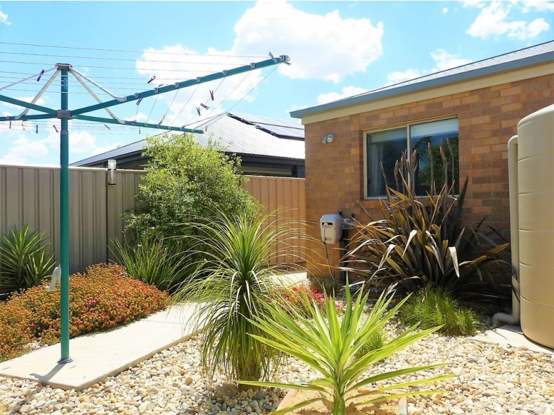 24 Lynch Dr, Echuca VIC 3564