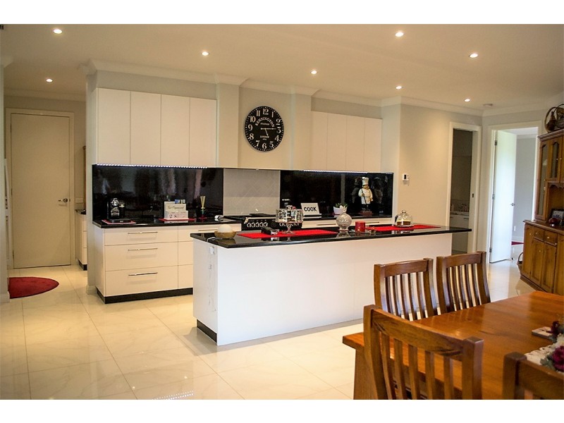 10 Burgundy Drive, Moama NSW 2731