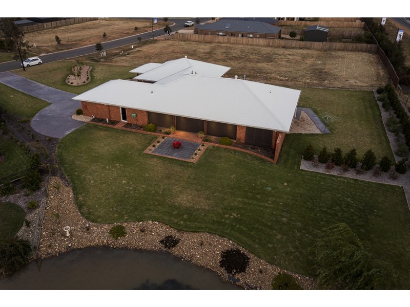 10 Burgundy Drive, Moama NSW 2731