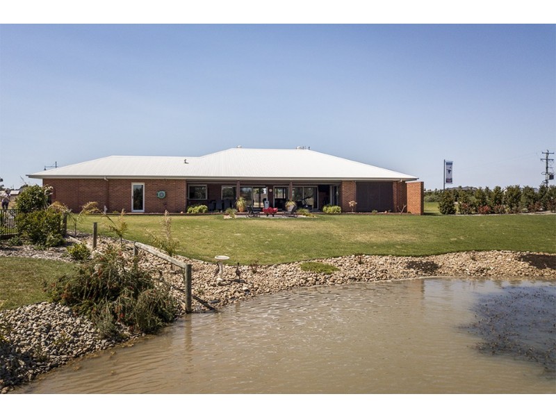 10 Burgundy Drive, Moama NSW 2731