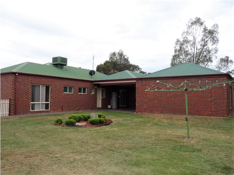 289 McSwain Rd, Echuca VIC 3564
