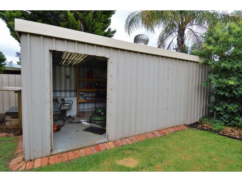 20 Lawson Drive, Moama NSW 2731