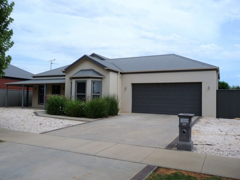 3 Sunset Avenue, Echuca VIC 3564
