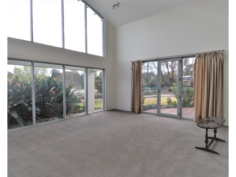 10 Hollara Drive, Moama NSW 2731