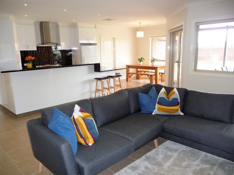 1 Burgundy Drive, Moama NSW 2731