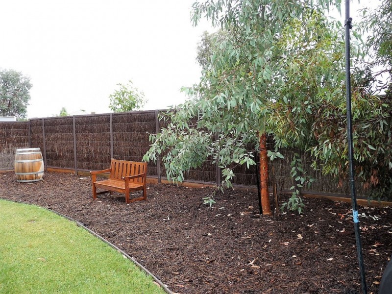 1 Burgundy Drive, Moama NSW 2731