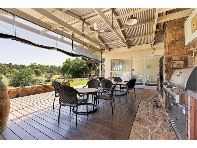 150 Casey Road, Echuca VIC 3564