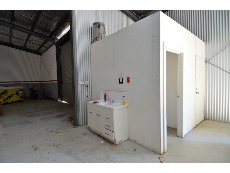 3-5 Murray Valley Highway, Echuca VIC 3564