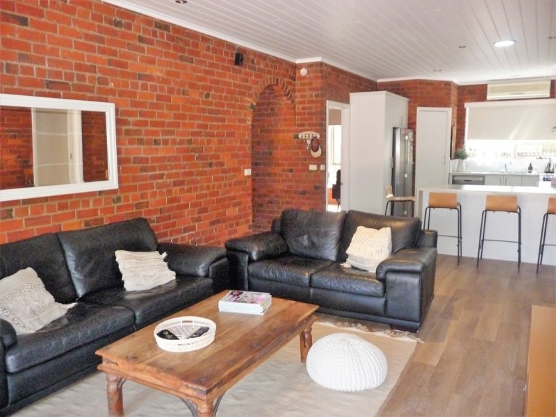 13 Winnima Ave, Moama NSW 2731