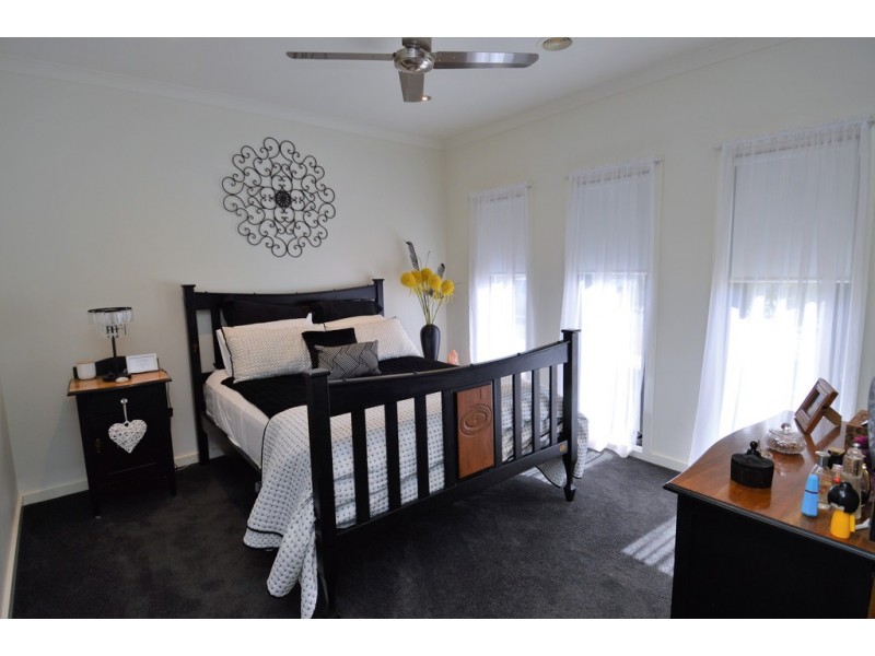 23 James Street, Echuca VIC 3564