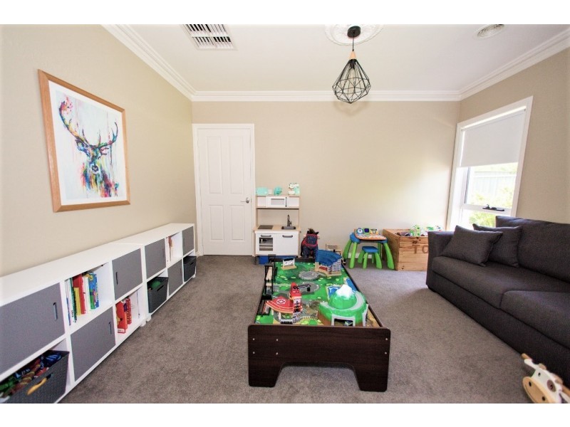 6 Olivia Drive, Moama NSW 2731