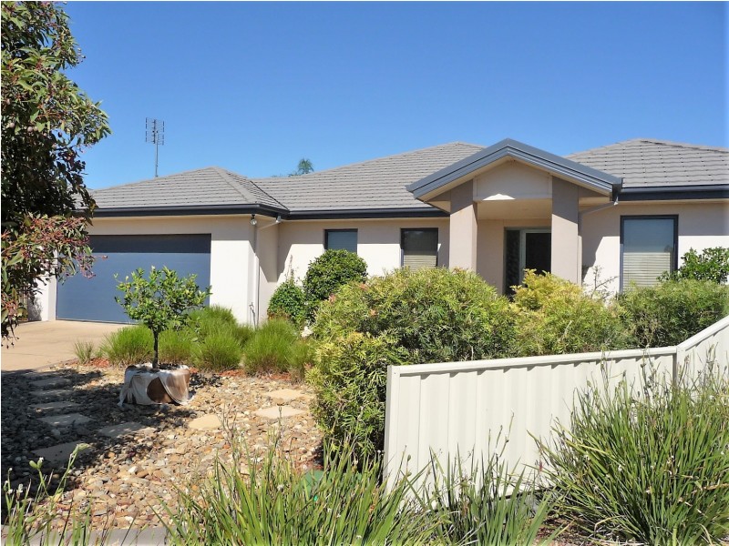 011 Kinross Court, Moama NSW 2731