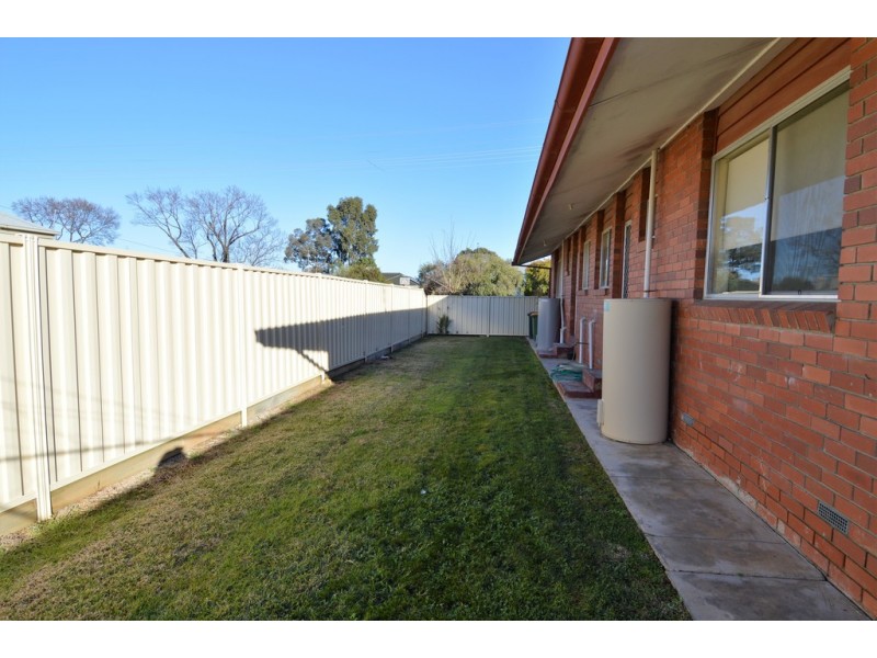 2/24 Premier, Echuca VIC 3564