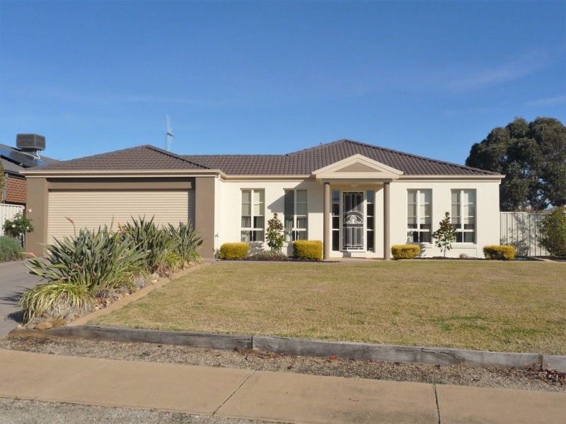 24 Shetland Drive, Moama NSW 2731