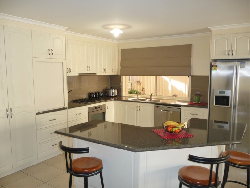 24 Shetland Drive, Moama NSW 2731