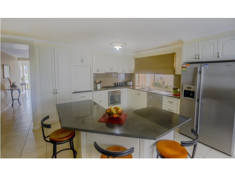 24 Shetland Drive, Moama NSW 2731