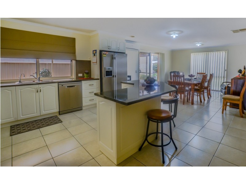 24 Shetland Drive, Moama NSW 2731