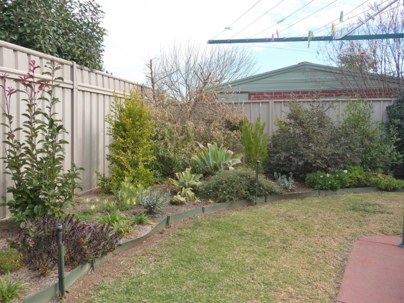 16 Kooyong Crt, Echuca VIC 3564