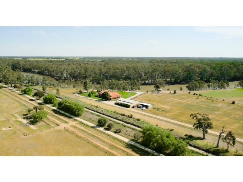 1135 Perricoota Road, Moama NSW 2731