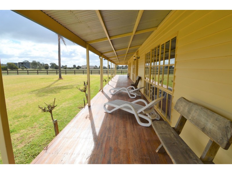 1135 Perricoota Road, Moama NSW 2731