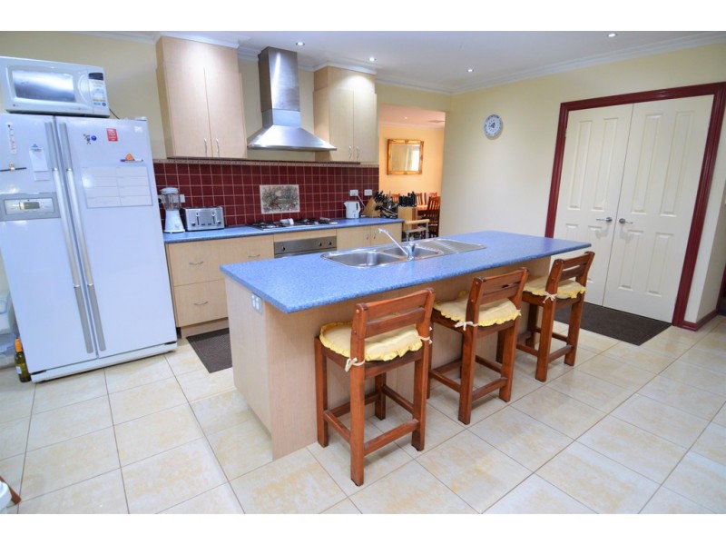 28 Moama Street, Mathoura NSW 2710