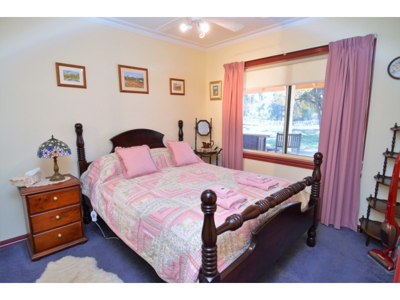 28 Moama Street, Mathoura NSW 2710