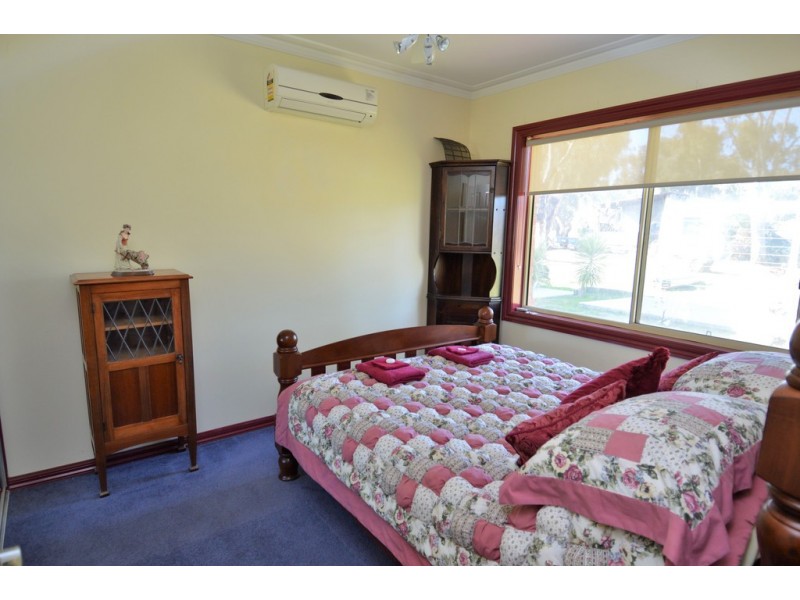 28 Moama Street, Mathoura NSW 2710