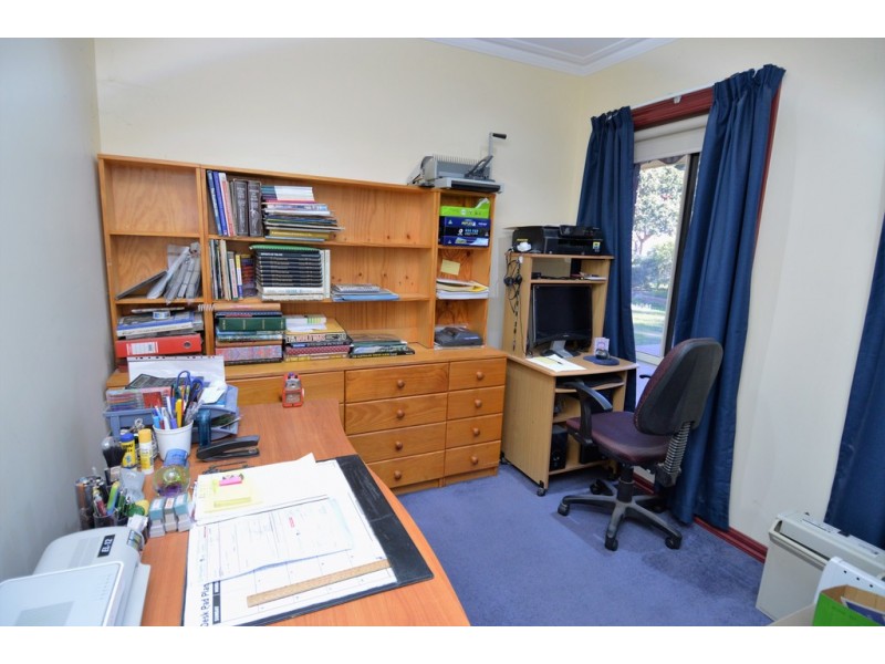 28 Moama Street, Mathoura NSW 2710