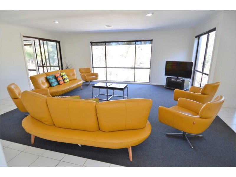 11 Maidensmith Drive, Moama NSW 2731