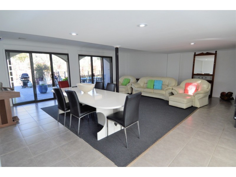 11 Maidensmith Drive, Moama NSW 2731