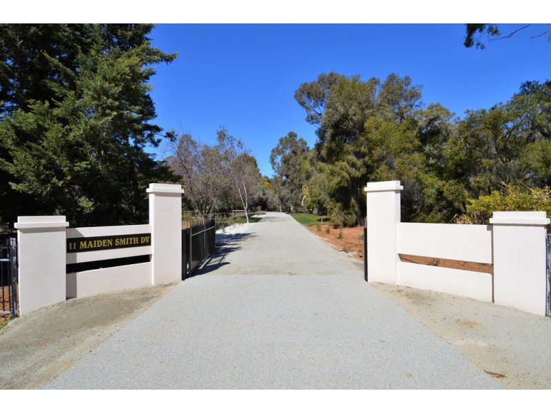 11 Maidensmith Drive, Moama NSW 2731