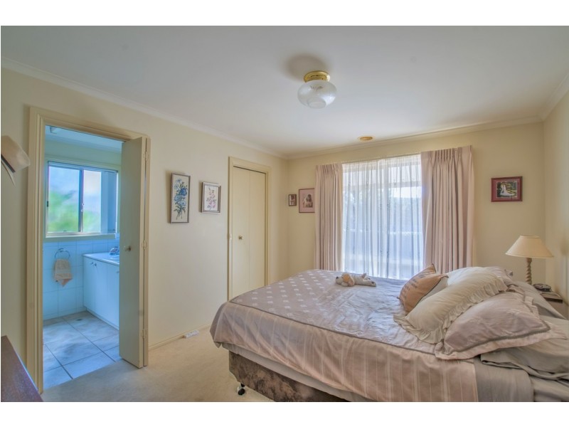 36 Regent St, Moama NSW 2731