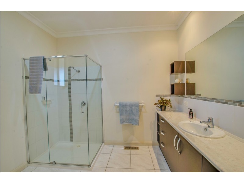 79 McKenzie St, Echuca VIC 3564