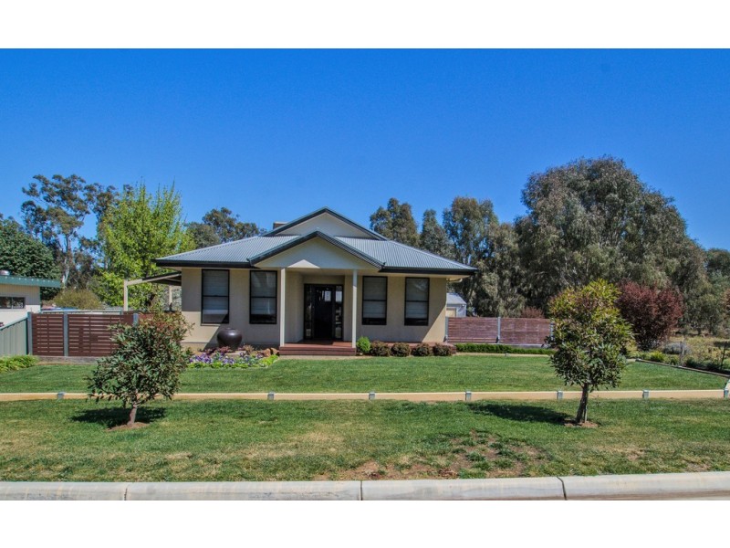 79 McKenzie St, Echuca VIC 3564
