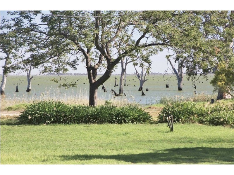 803 Gunbower-Pyramid Hill Rd, Gunbower VIC 3566