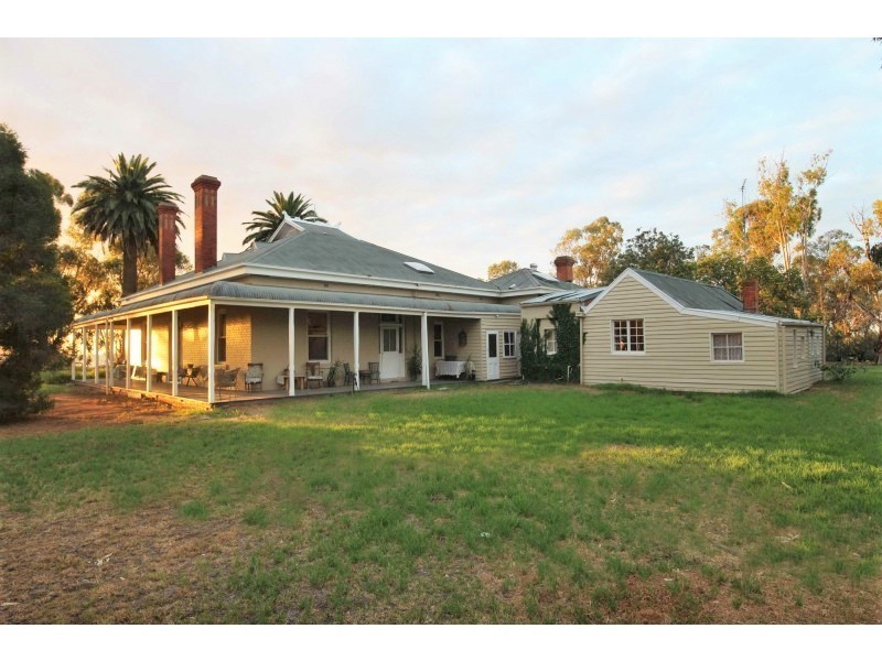 803 Gunbower-Pyramid Hill Rd, Gunbower VIC 3566