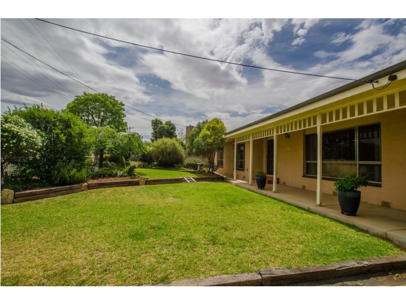 19 Martin St, Moama NSW 2731