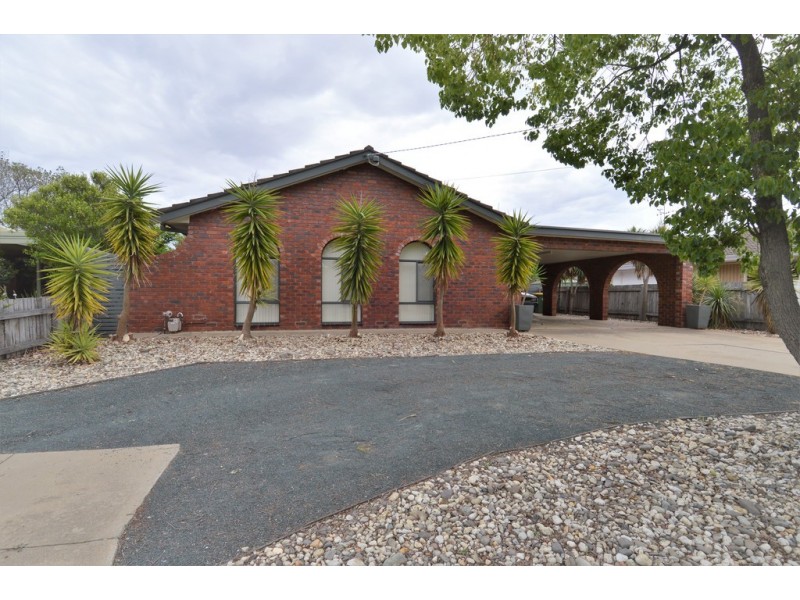 2 Evans Court, Echuca VIC 3564