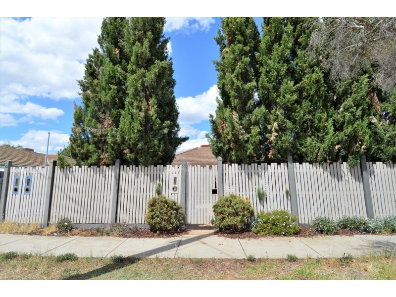 1/82 Haverfield Street, Echuca VIC 3564