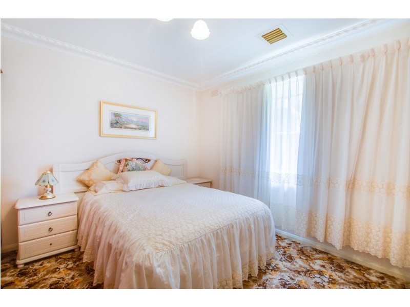 13 Campaspe Esplanade, Echuca VIC 3564