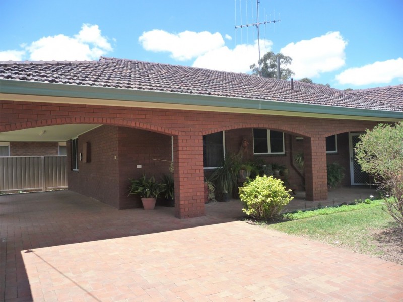 13 Campaspe Esplanade, Echuca VIC 3564