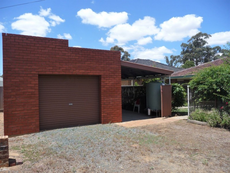 13 Campaspe Esplanade, Echuca VIC 3564