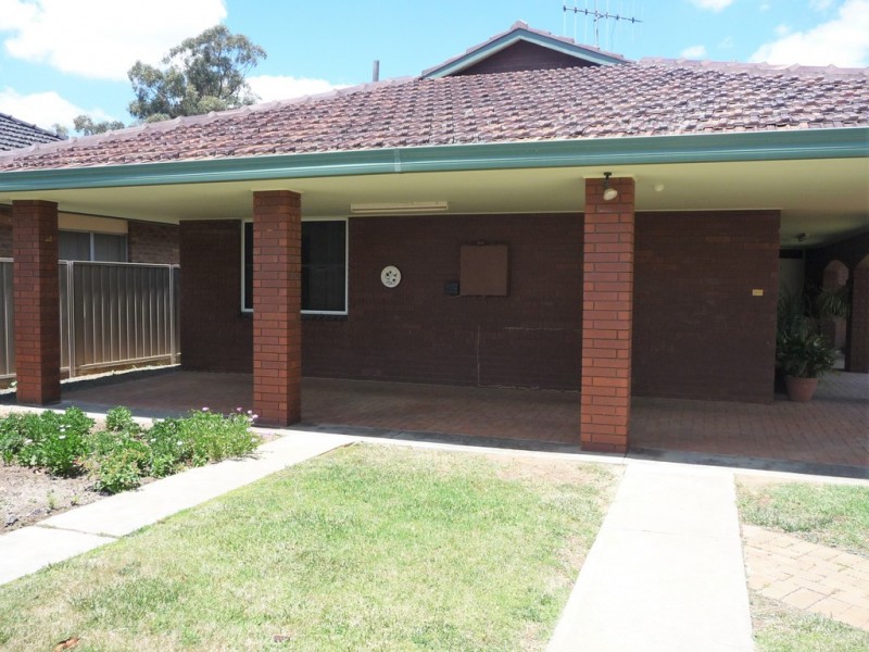 13 Campaspe Esplanade, Echuca VIC 3564