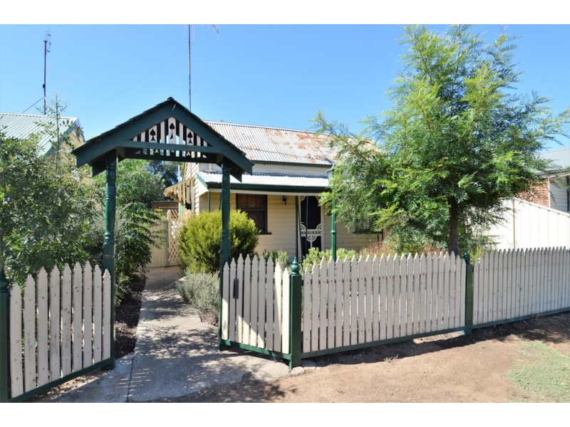 31 and 33 Echuca Street, Moama NSW 2731